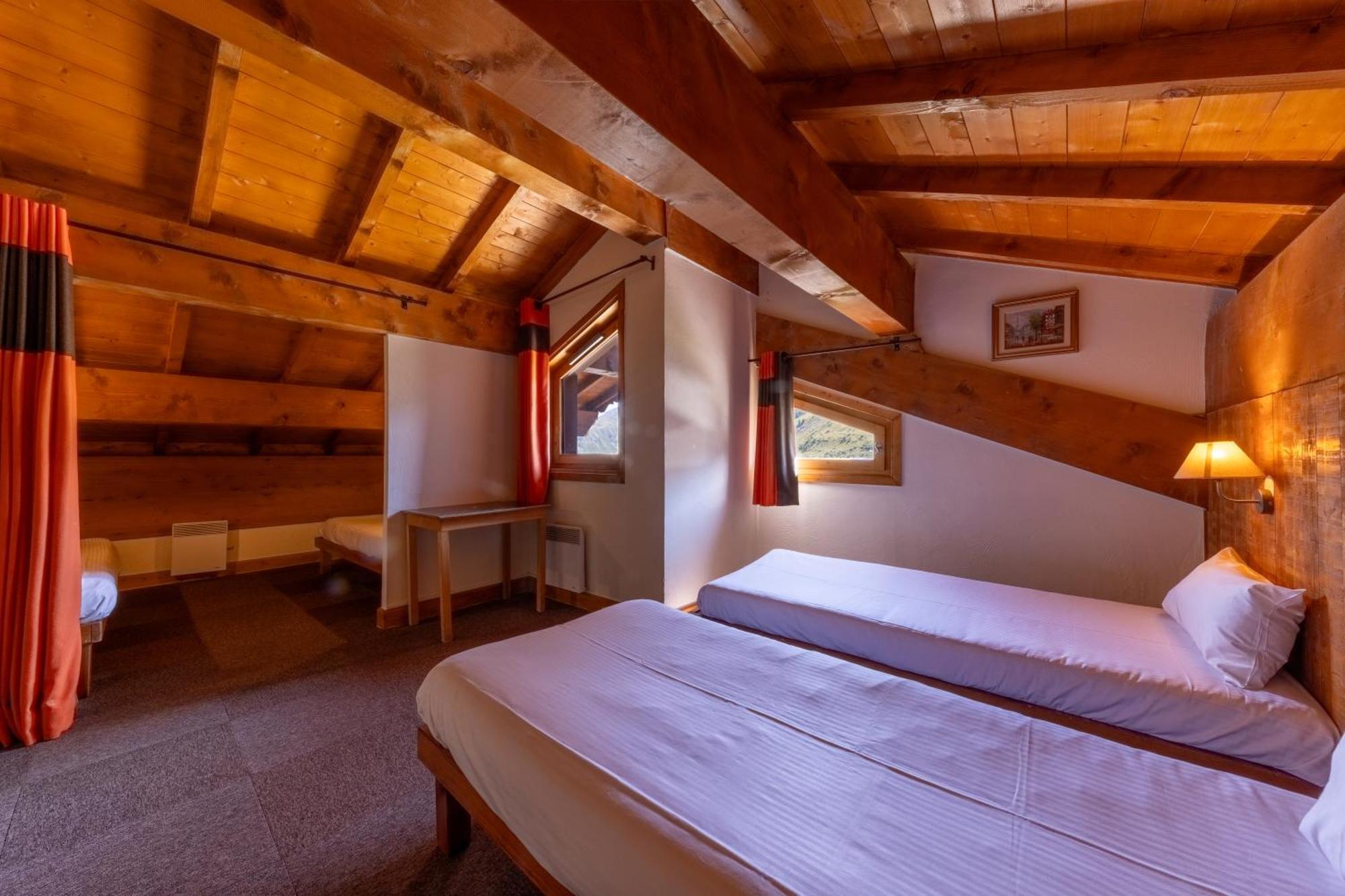 Residences Village Montana By Les Etincelles Aparthotel 4*